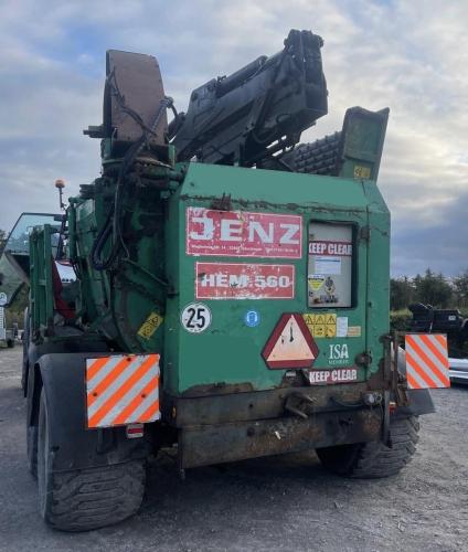 More information about "2004 Jenz HEM 560 pto biomass chipper"