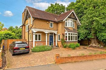 41 Clarence Road