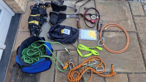 More information about "Climbing Kit in very good condition"