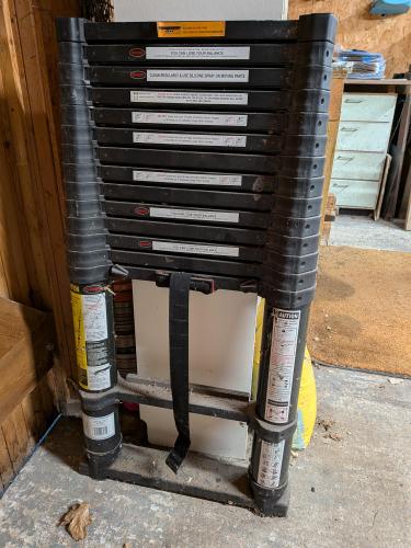 More information about "Extend+climb 4.4m telescopic ladder    barely used"