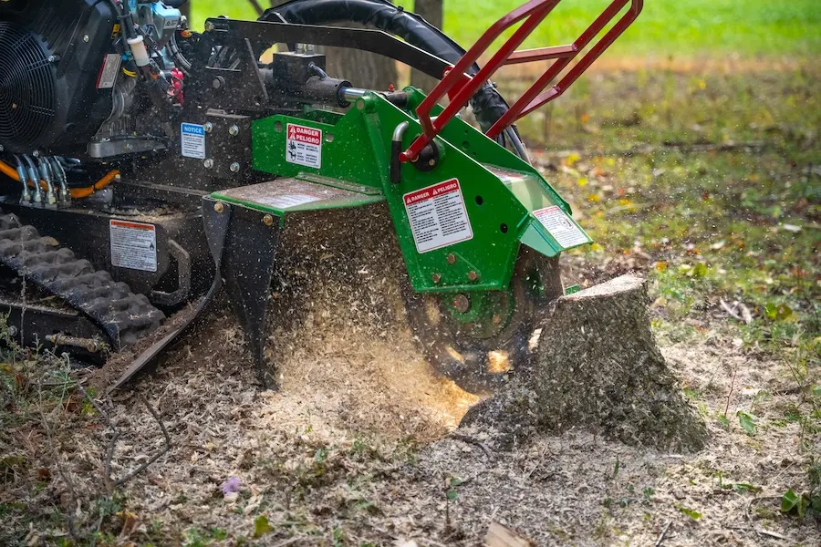 More information about "Bandit launches new hydraulic stump grinder"