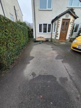 33 Greenfield Rd - Drive